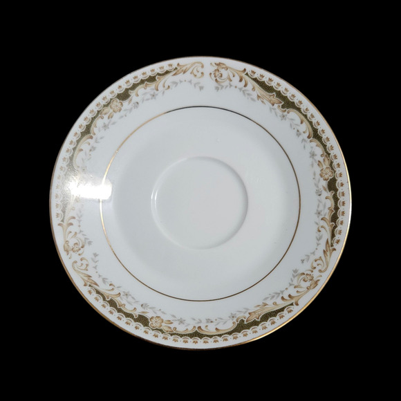 Queen Anne Signature Collection Japan Saucer Gold Trim Select Fine China - Picture 1 of 3